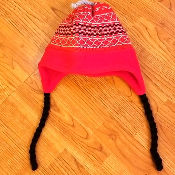 Verbier Earflaps Toque - Picture 1 of 4